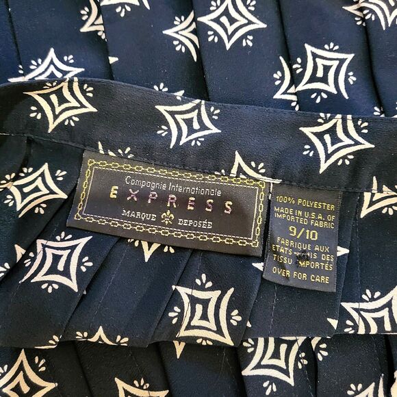Vintage Express Pleated Mini Skirt 90s Dark Navy Blue Graphic size 9/10 - Picture 4 of 8